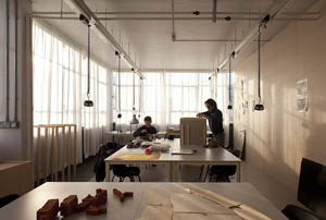The ‘Open Hall Studios’ with views of the city. Photo I. Marinescu