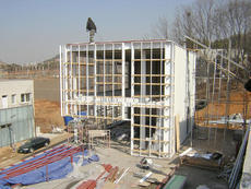 construction of podjagi gallery. photo: MARU, Feb 04